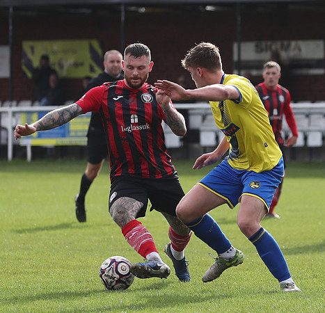 3935