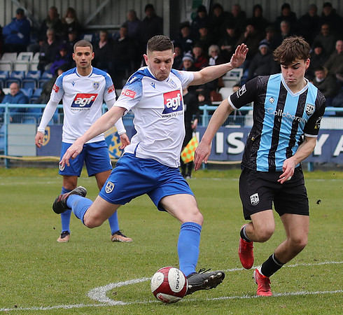 2218