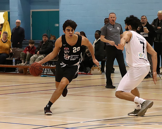 7273
