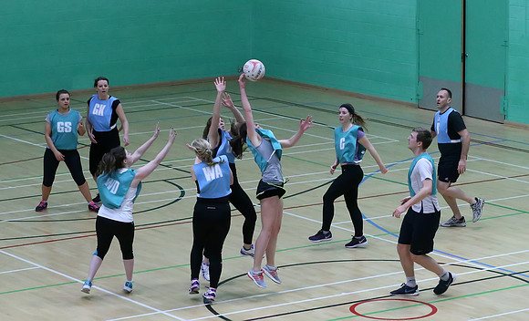 8516