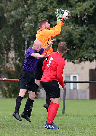 8557