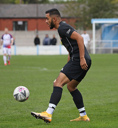 7736