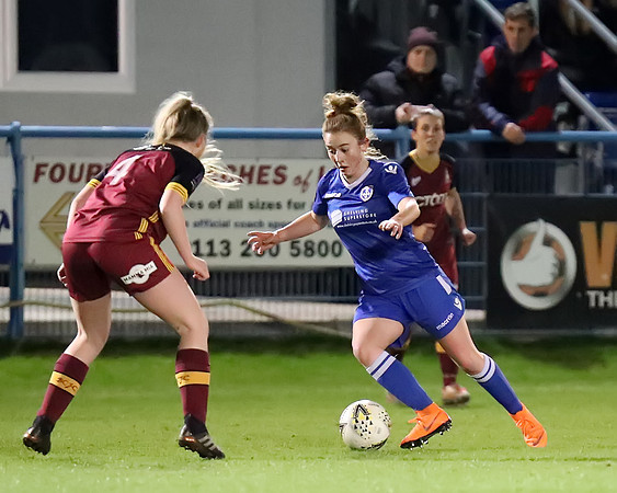 8748