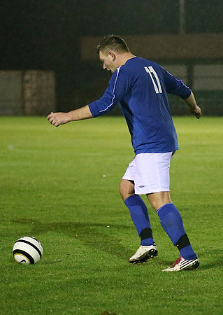 2576