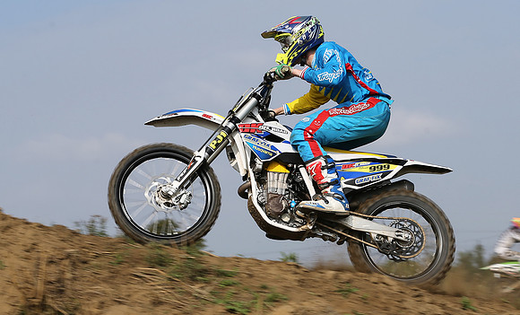 8184