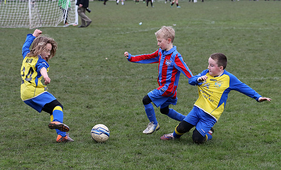 6757