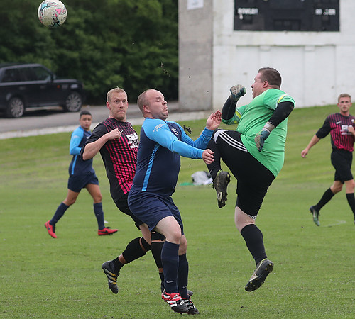 9371
