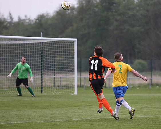 1621