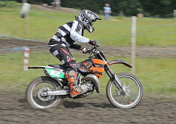 d2210