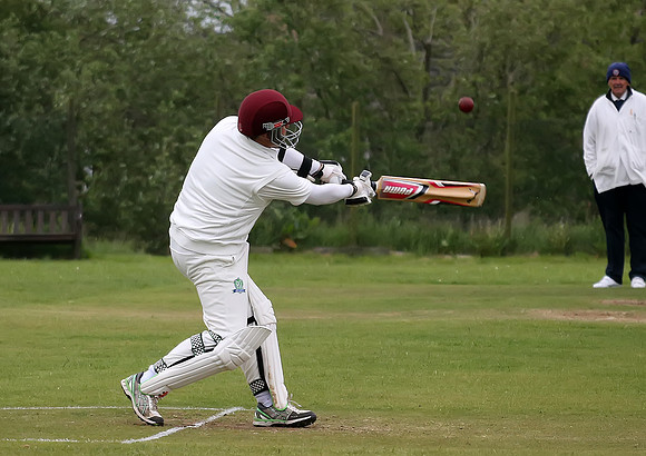 9057