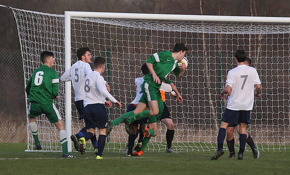 4025