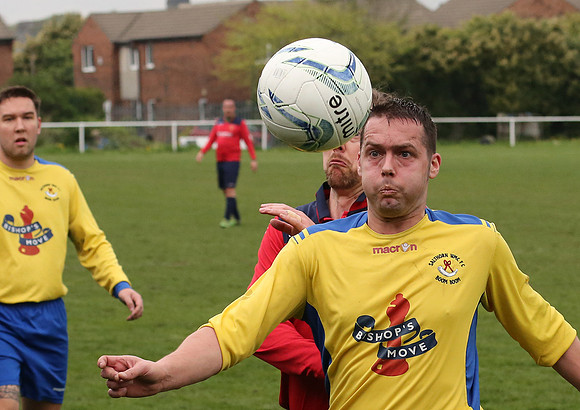 9045