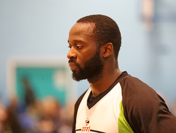 2747
