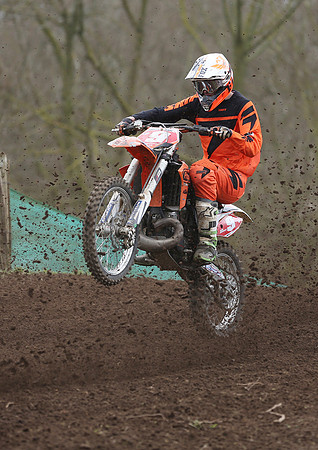 9534