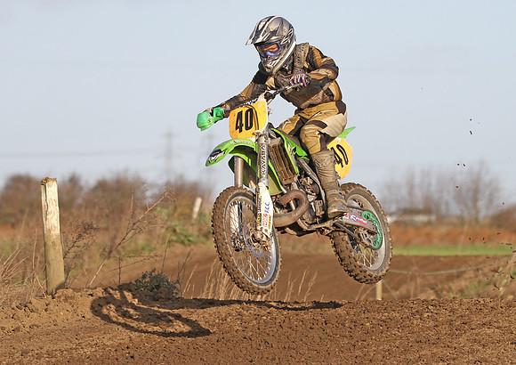 7378