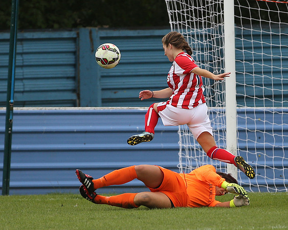 4742