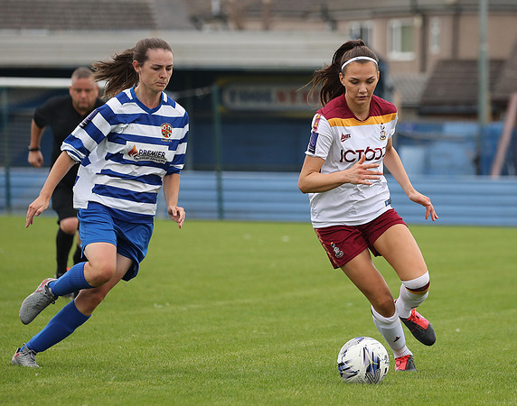 4900