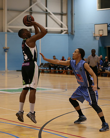 8748