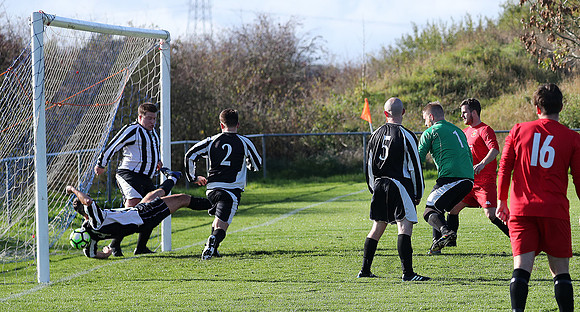 5656