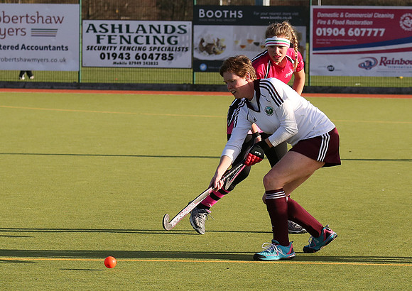 3774