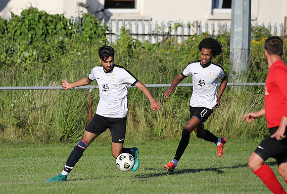 9931