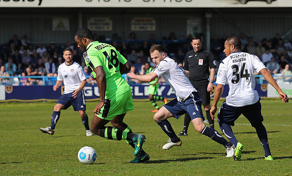 9537