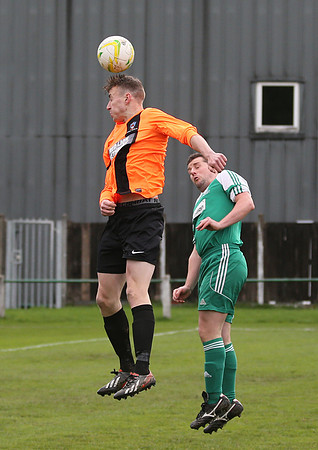5743