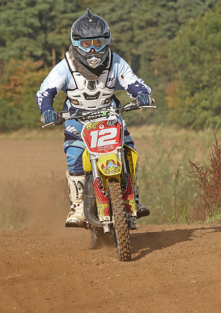f0985