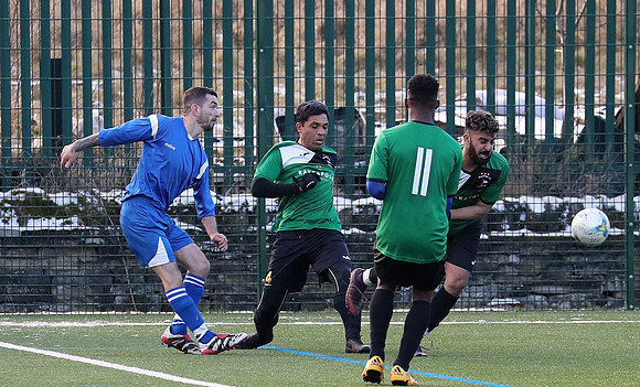 6967