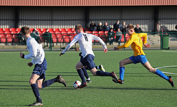 6752