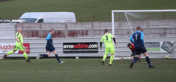 6724