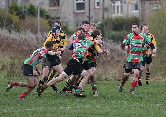 4652