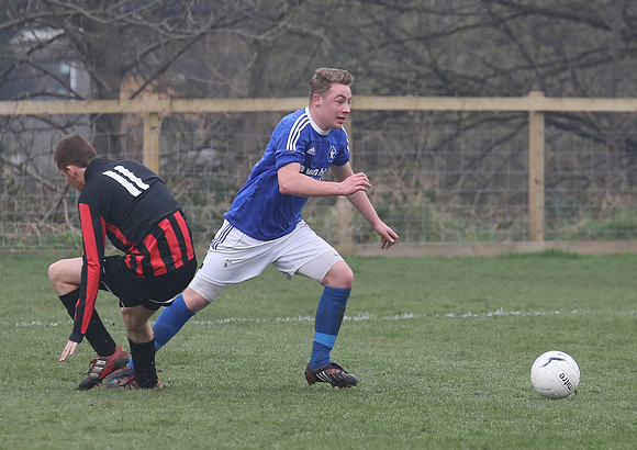 4457