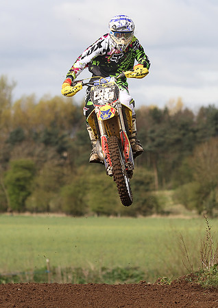 e7877